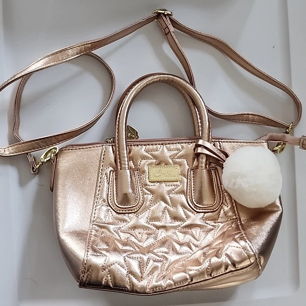 Betsey Johnson Retro Star Shimmer Bag - Picture 4 of 8